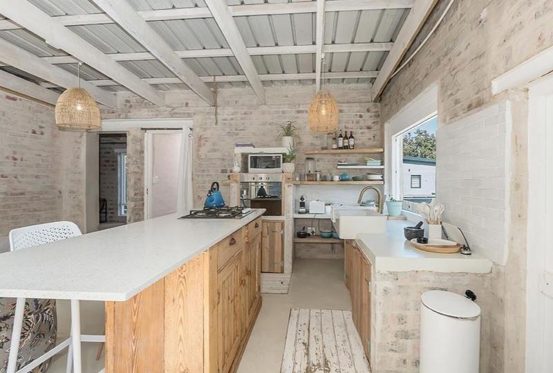 8 Bedroom Property for Sale in Hout Bay Western Cape